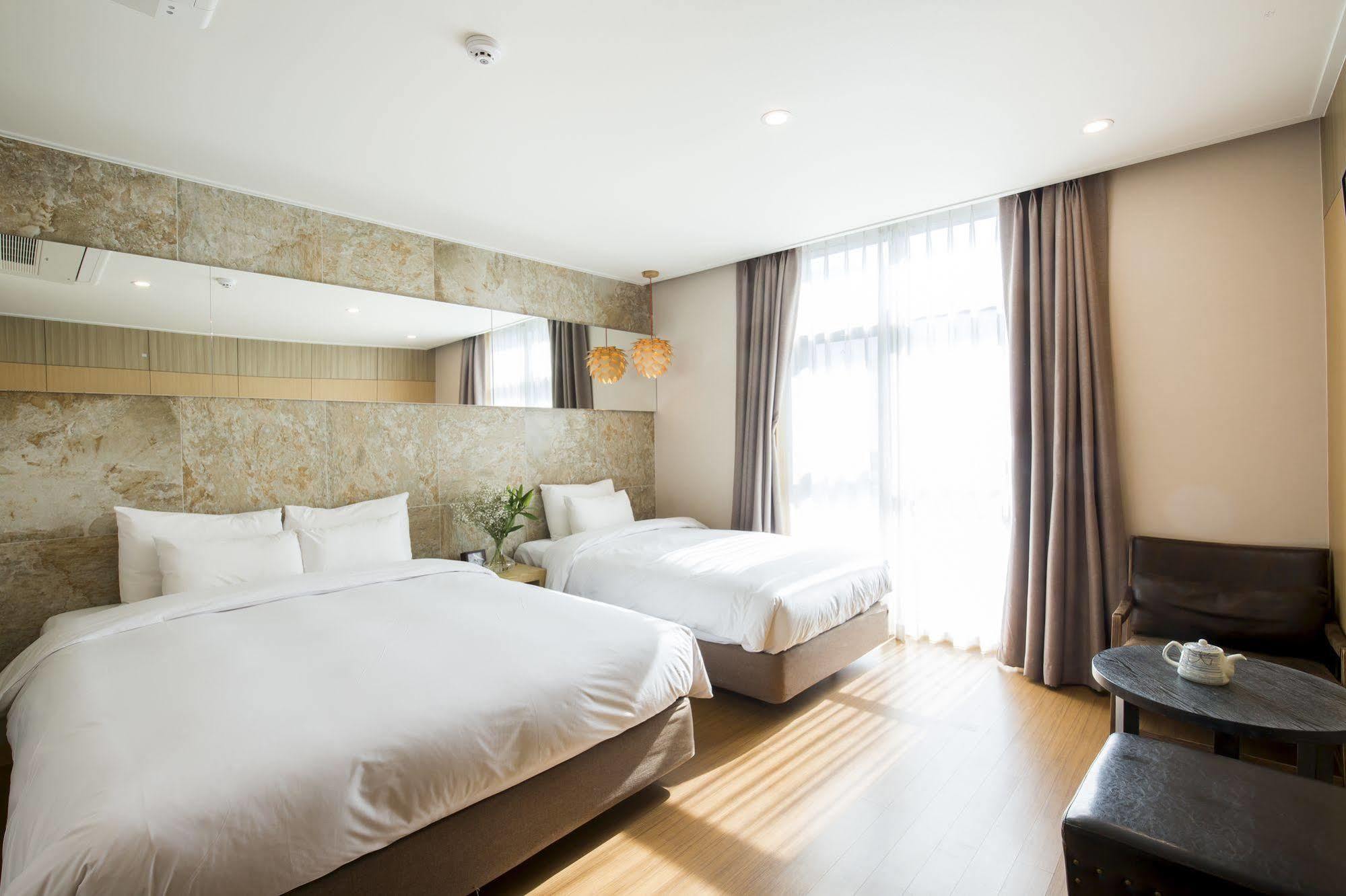 Hotel Nafore Seoul Bagian luar foto